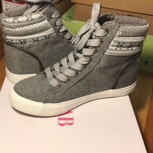 These are cute heeled boots